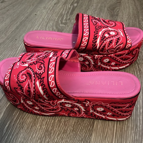 Pink Bandana Platform Mules - Picture 2 of 3